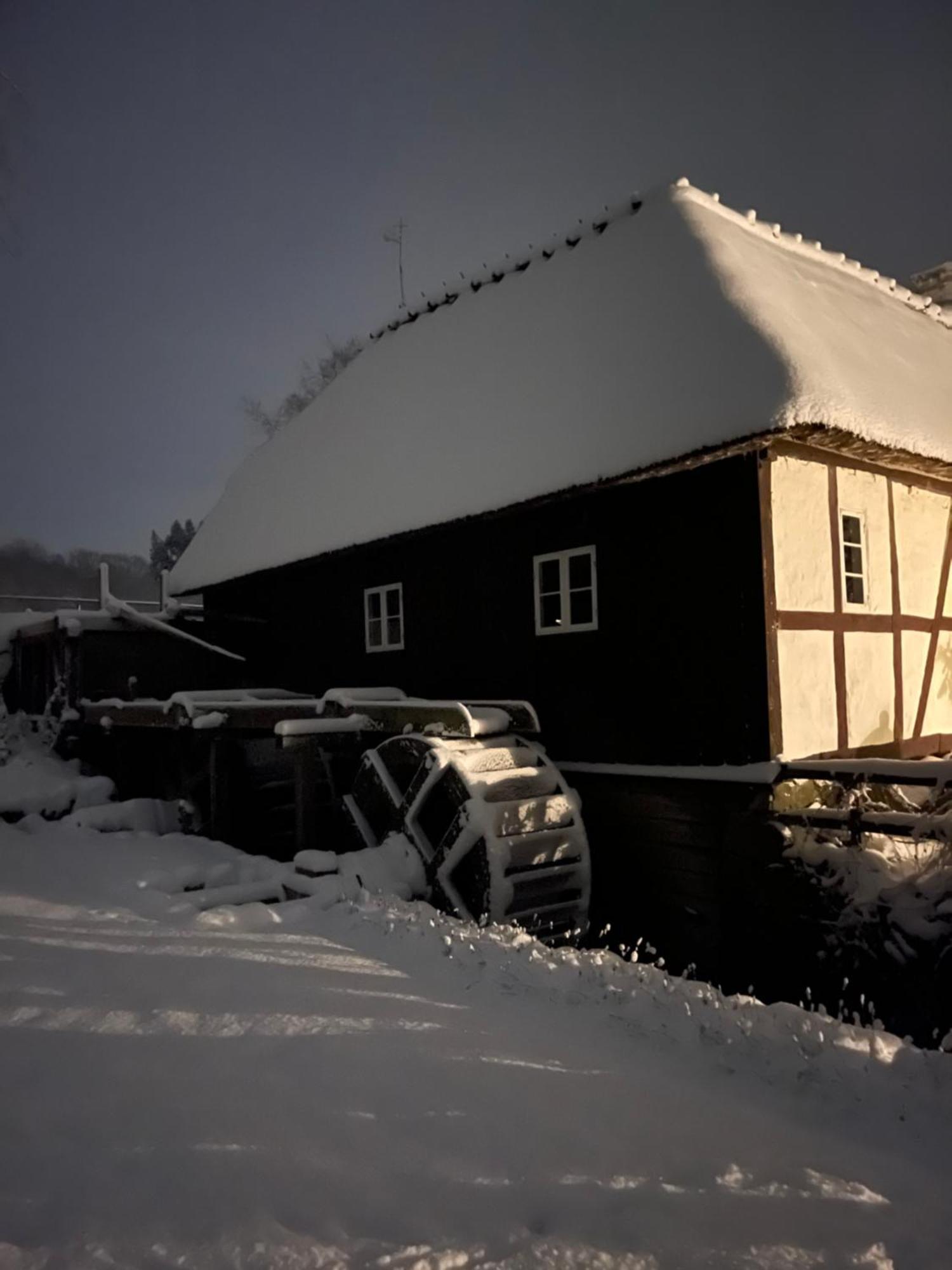 Lillemollens Bed & Breakfast Orbaek  Bagian luar foto