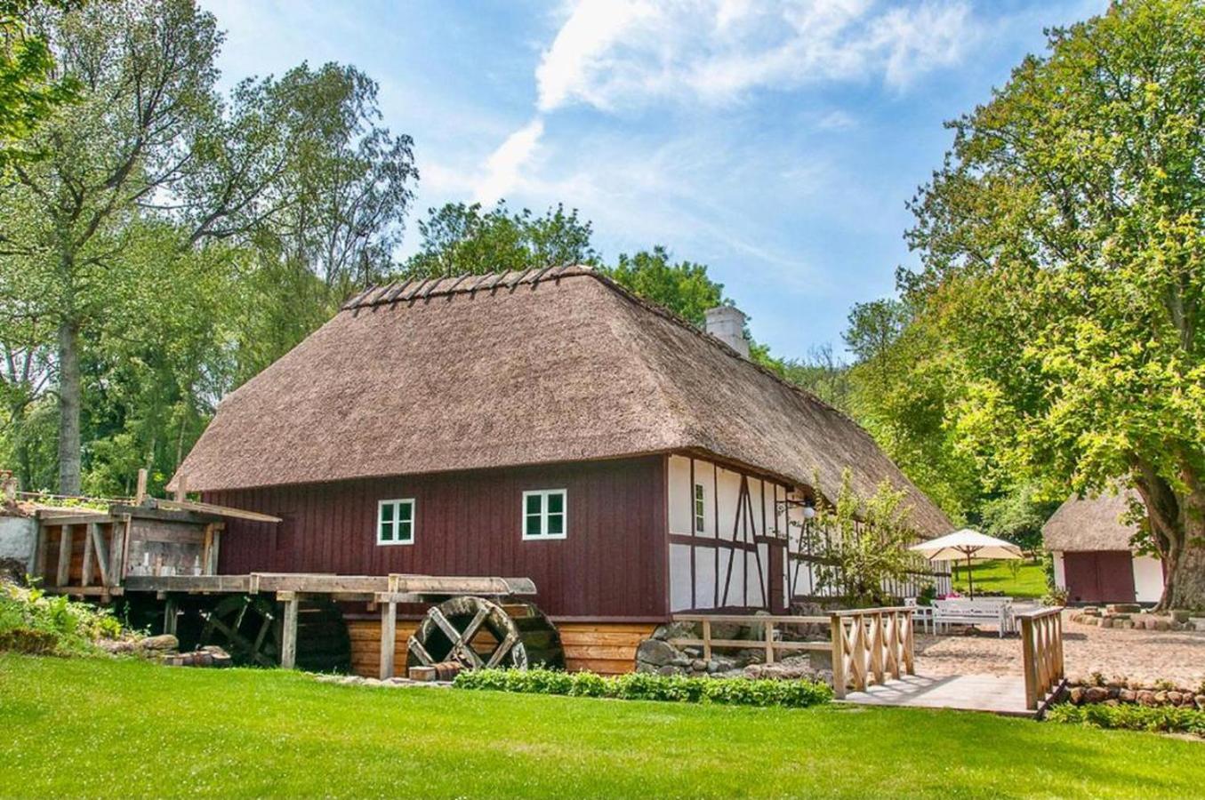 Lillemollens Bed & Breakfast Orbaek  Bagian luar foto