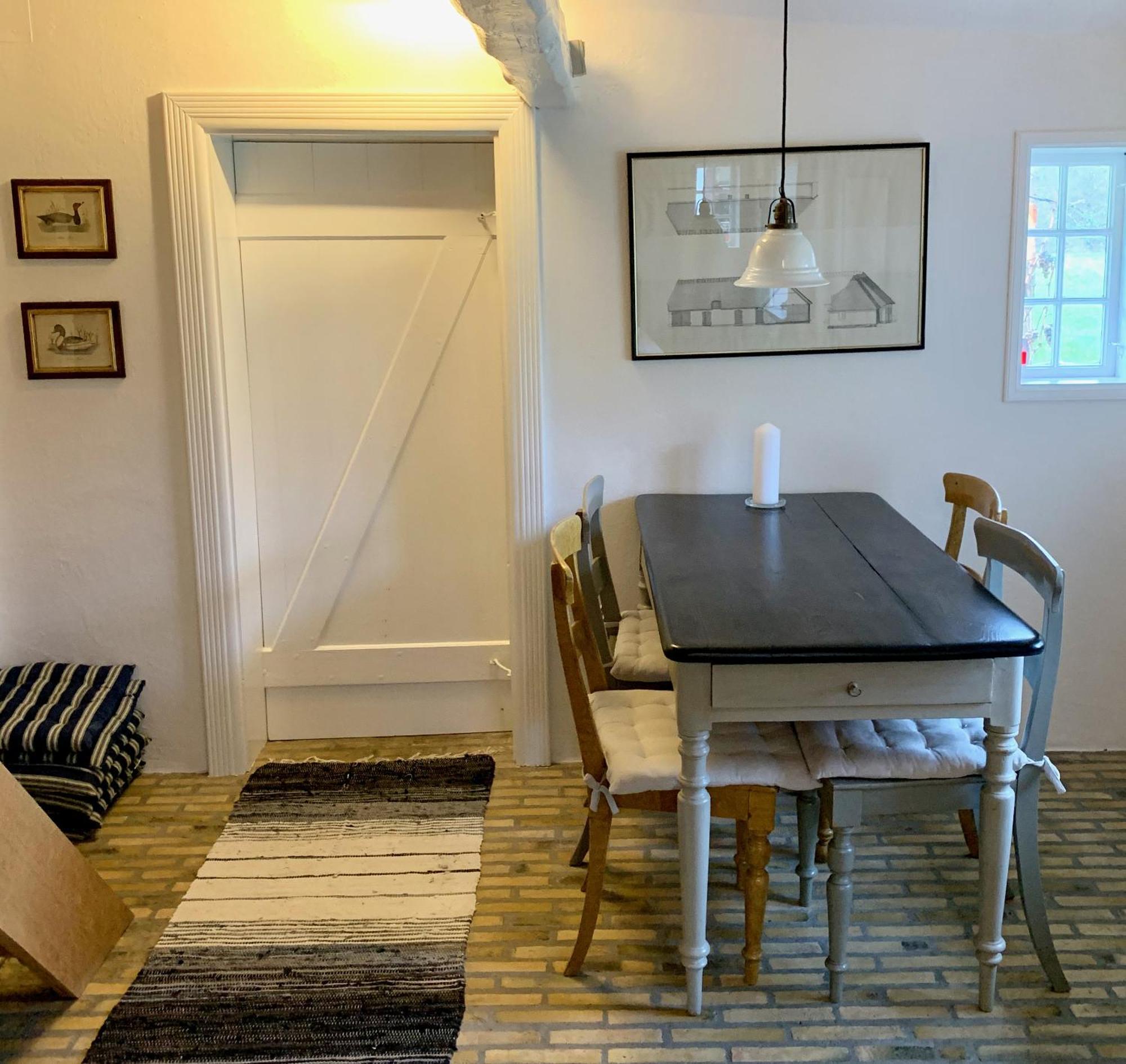 Lillemollens Bed & Breakfast Orbaek  Bagian luar foto