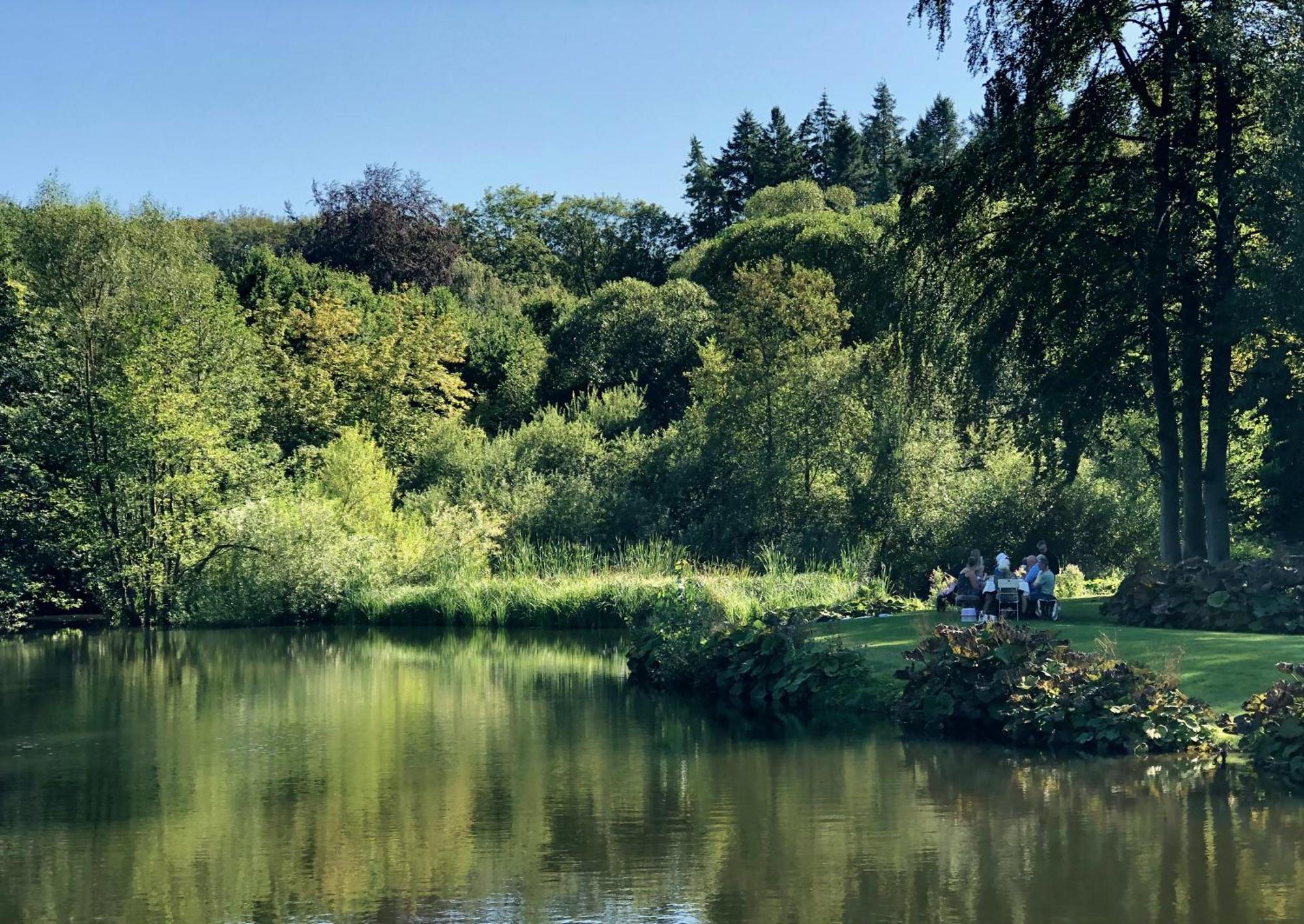 Lillemollens Bed & Breakfast Orbaek  Bagian luar foto